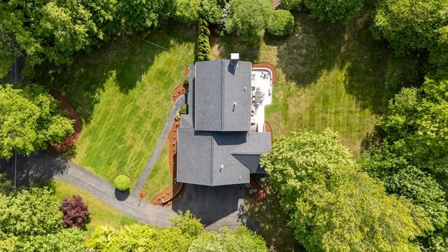 261 Pine Hill Rd, Chelmsford, MA 01824