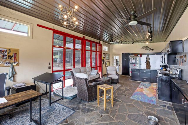 401 Quarry Road, Russellville, AR 72802