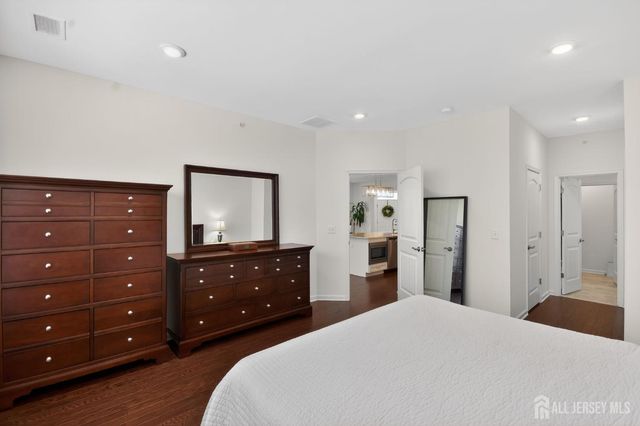 110 Grabowski Drive, Sayreville, NJ 08859