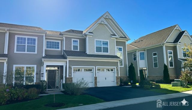 110 Grabowski Drive, Sayreville, NJ 08859