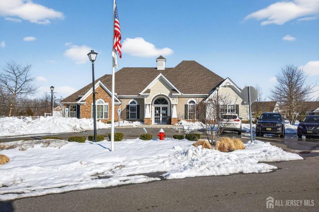 110 Grabowski Drive, Sayreville, NJ 08859