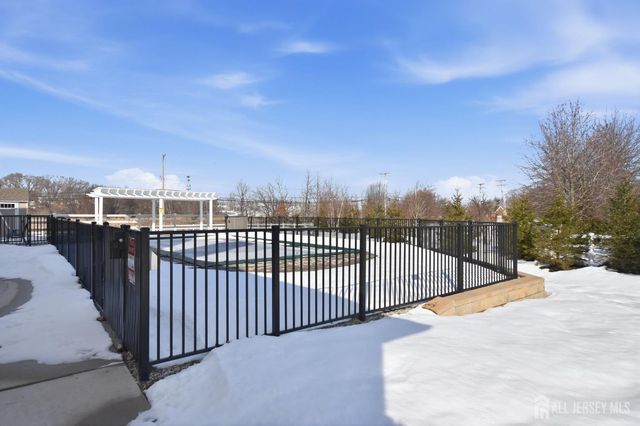 110 Grabowski Drive, Sayreville, NJ 08859