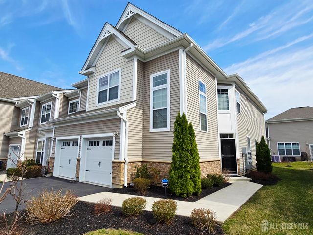 110 Grabowski Drive, Sayreville, NJ 08859