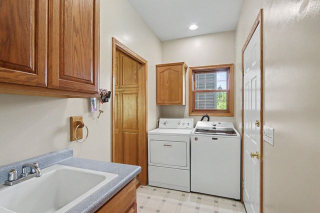 10031 Taplin Lane, Cooper Twp, MI 49080