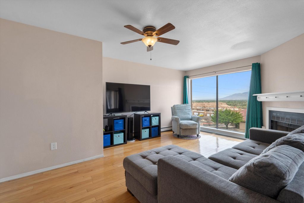 2700 Vista Grande Drive NW 56, Albuquerque, NM 87120