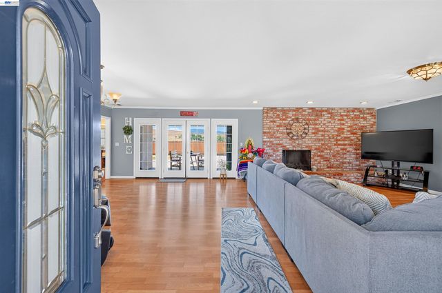 391 Union Road, Hollister, CA 95023