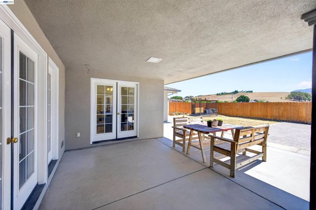 391 Union Road, Hollister, CA 95023