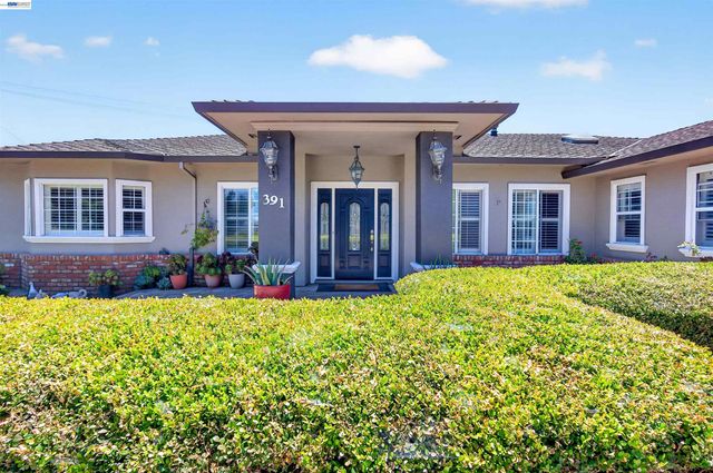391 Union Road, Hollister, CA 95023