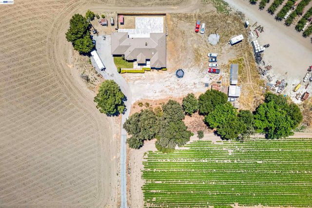 391 Union Road, Hollister, CA 95023