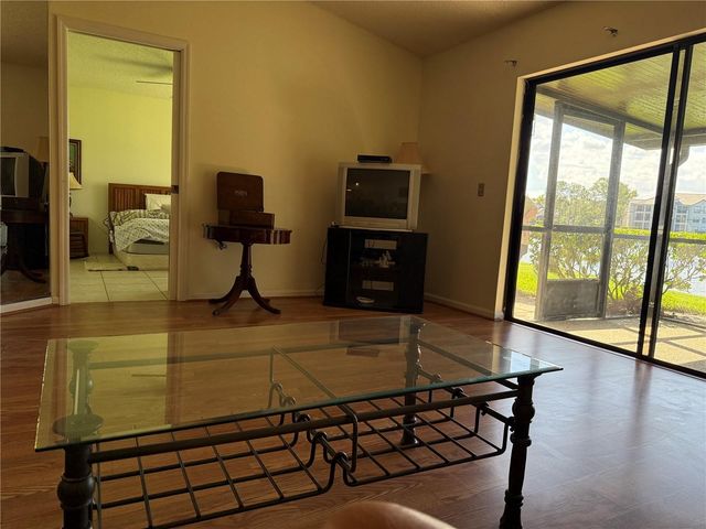 18427 AINTREE COURT, Tampa, FL 33647