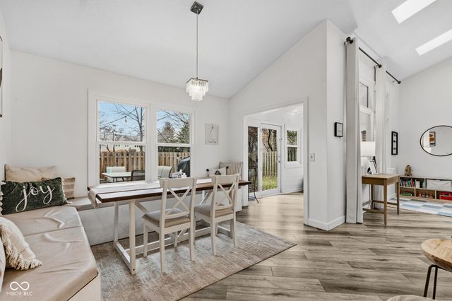 8675 Champions Drive, Indianapolis, IN 46256