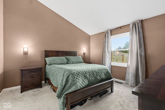 8675 Champions Drive, Indianapolis, IN 46256