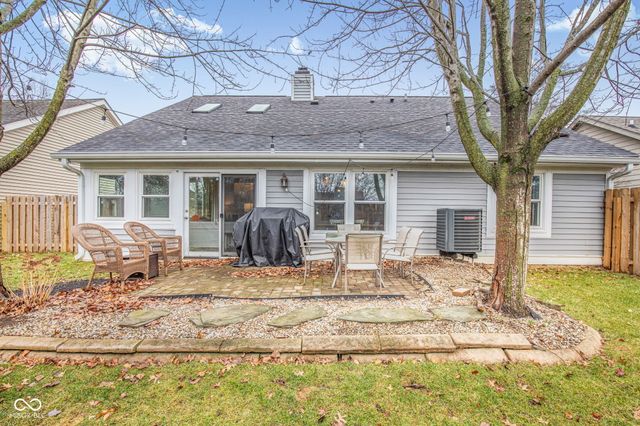 8675 Champions Drive, Indianapolis, IN 46256