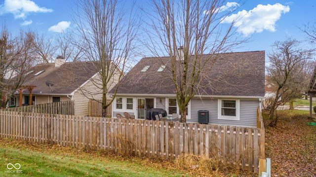 8675 Champions Drive, Indianapolis, IN 46256