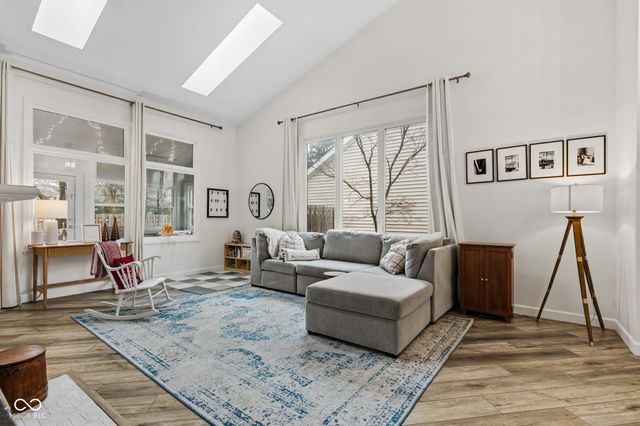 8675 Champions Drive, Indianapolis, IN 46256