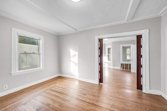 29 Wareham St, Springfield, MA 01108