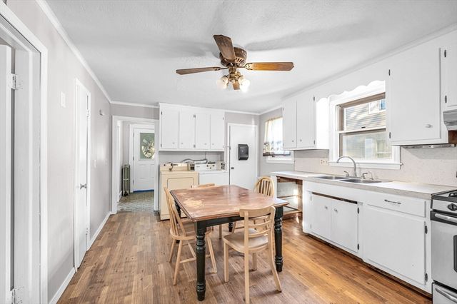 29 Wareham St, Springfield, MA 01108