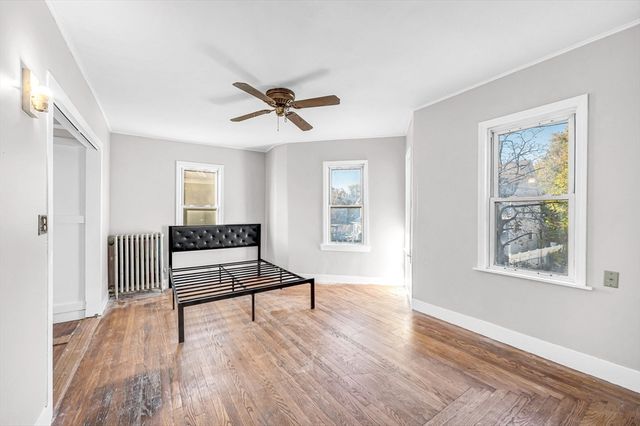 29 Wareham St, Springfield, MA 01108