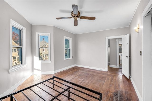 29 Wareham St, Springfield, MA 01108