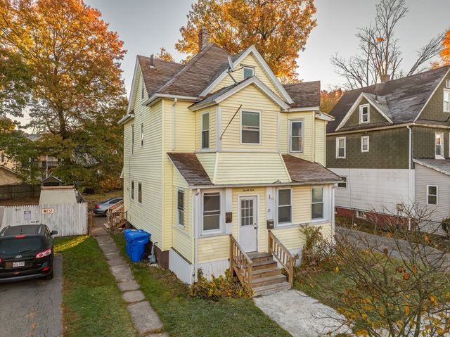 29 Wareham St, Springfield, MA 01108
