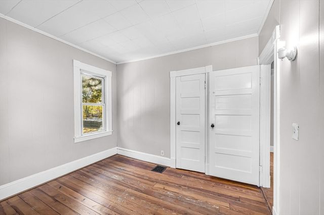 29 Wareham St, Springfield, MA 01108