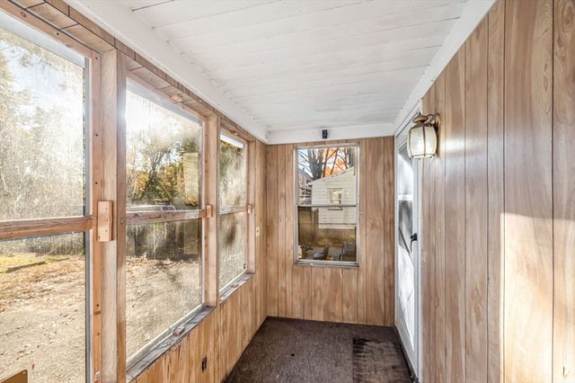 29 Wareham St, Springfield, MA 01108