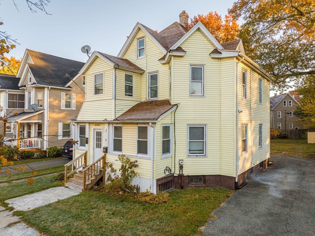 29 Wareham St, Springfield, MA 01108