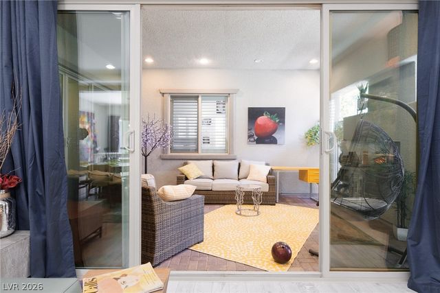 325 Castellari Drive, Las Vegas, NV 89138