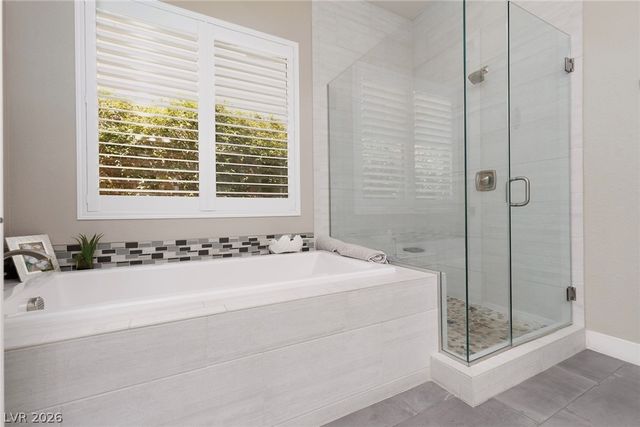 325 Castellari Drive, Las Vegas, NV 89138