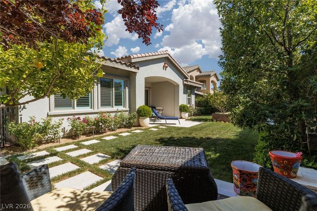 325 Castellari Drive, Las Vegas, NV 89138