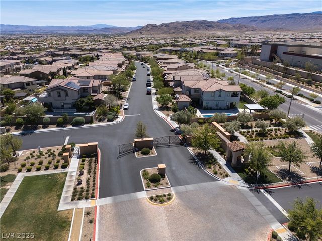 325 Castellari Drive, Las Vegas, NV 89138