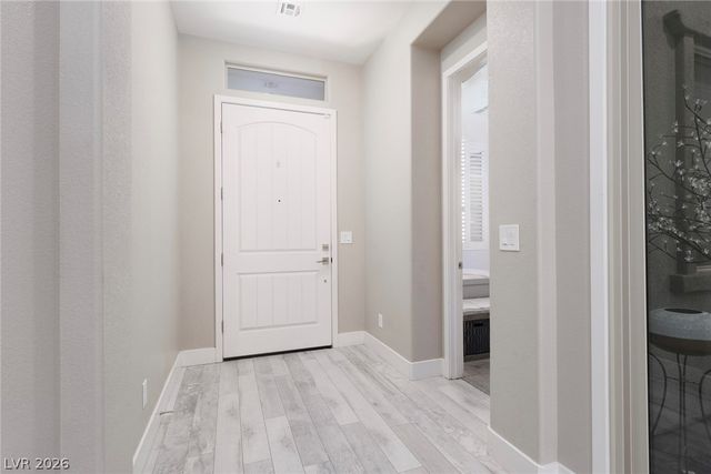 325 Castellari Drive, Las Vegas, NV 89138