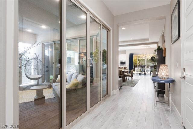 325 Castellari Drive, Las Vegas, NV 89138