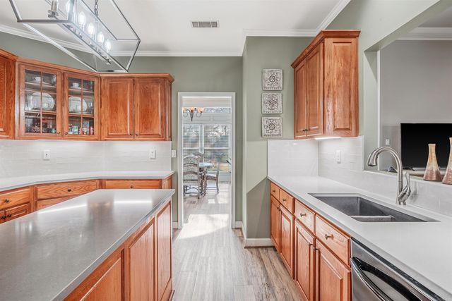 40 Sugarloaf Loop, Maumelle, AR 72113