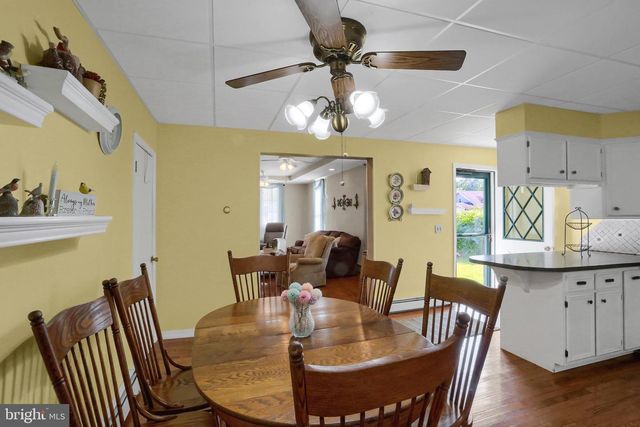 457 E MARKET ST, Williamstown, PA 17098