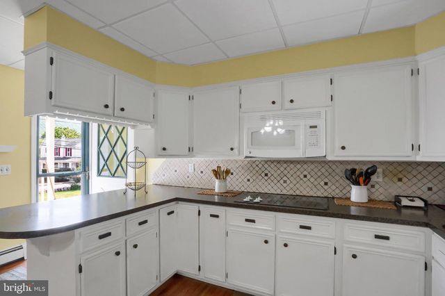 457 E MARKET ST, Williamstown, PA 17098