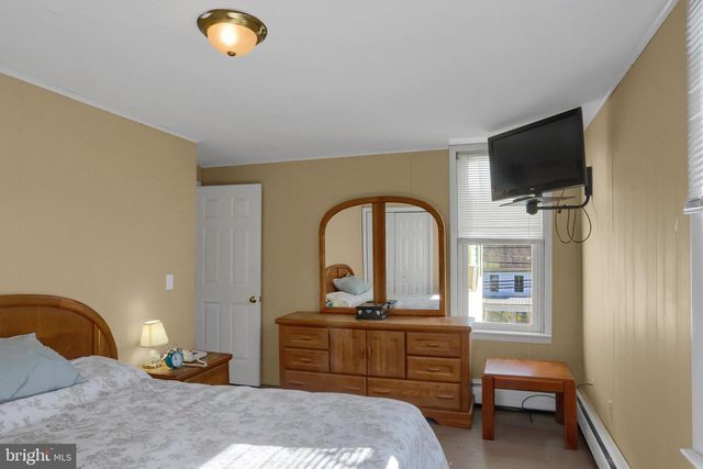 457 E MARKET ST, Williamstown, PA 17098