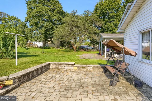 457 E MARKET ST, Williamstown, PA 17098