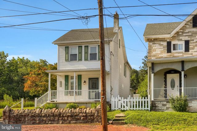 457 E MARKET ST, Williamstown, PA 17098