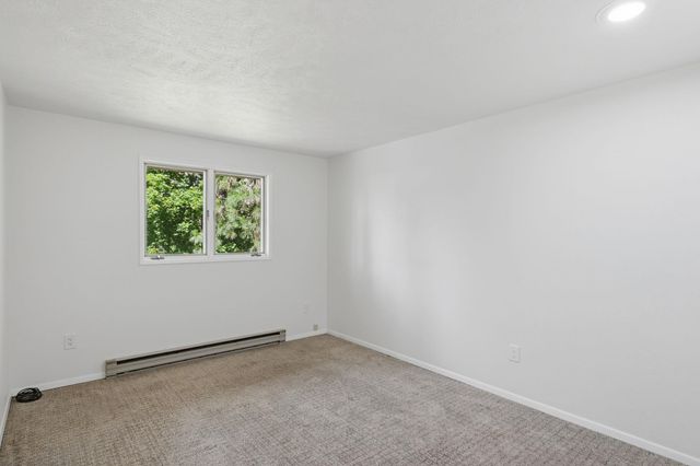 10852 W Sagewood Rd, Nine Mile Falls, WA 99026