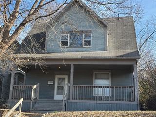 2423 S 12 Street, St Joseph, MO 64503