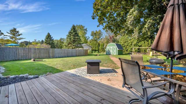 1436 W Washington AVENUE, Cleveland, WI 53015