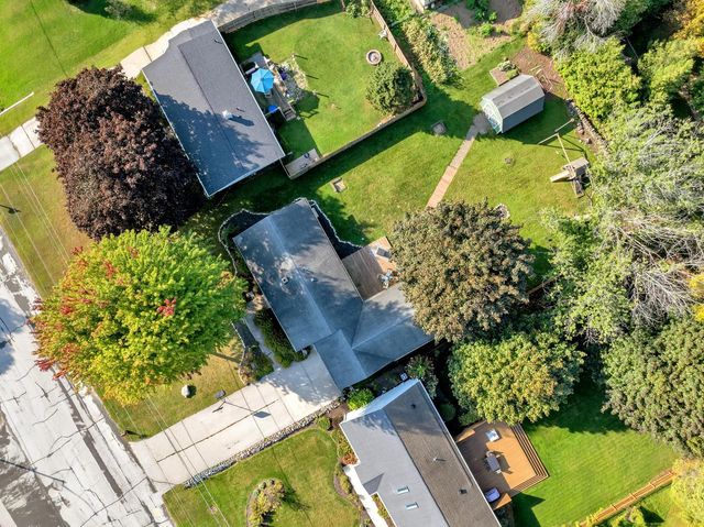 1436 W Washington AVENUE, Cleveland, WI 53015