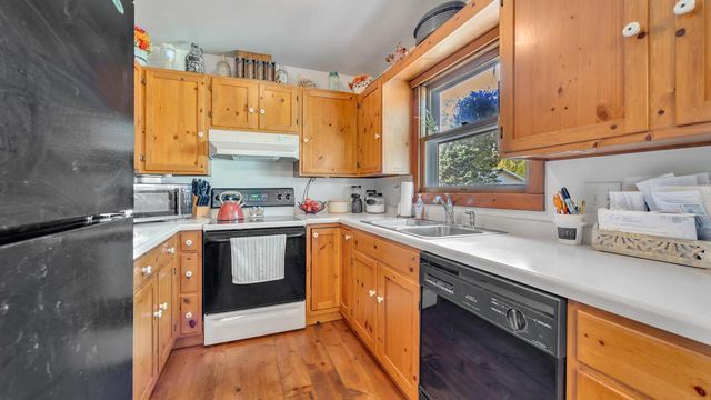 1436 W Washington AVENUE, Cleveland, WI 53015