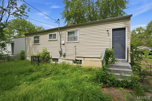 1112 Rhea Avenue, St Louis, MO 63138