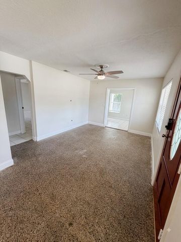 2119 W HENRY AVENUE, Tampa, FL 33603