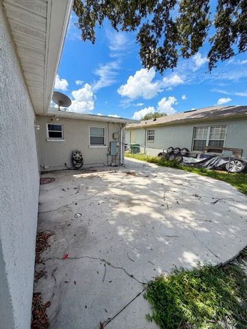 2119 W HENRY AVENUE, Tampa, FL 33603