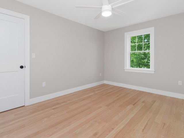 113 Warwick Avenue, Waltham, MA 02452