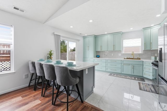 332 Plantation Way, Lafayette, IN 47909