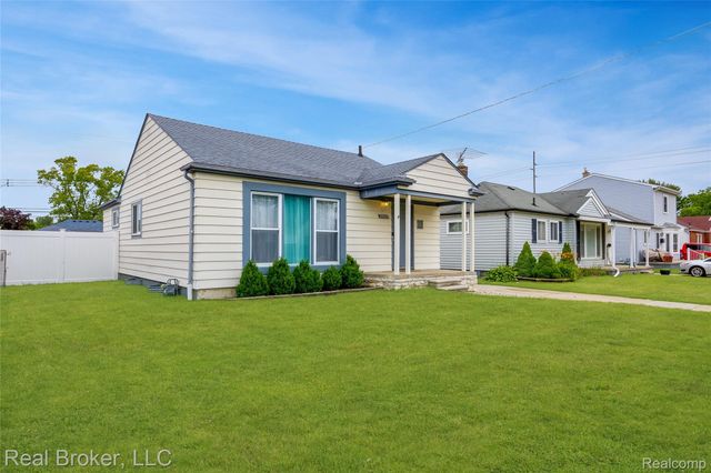 29454 Barton Street, Garden City, MI 48135